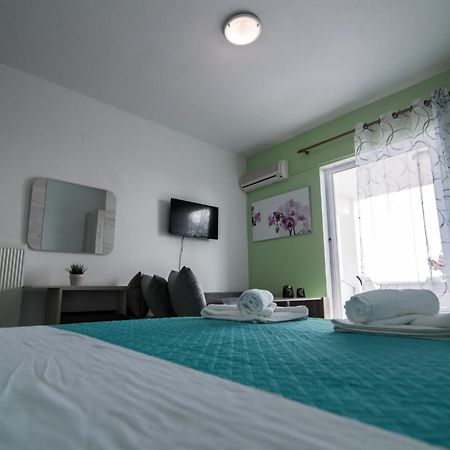 Dias Apartments Mola Kalyva Extérieur photo