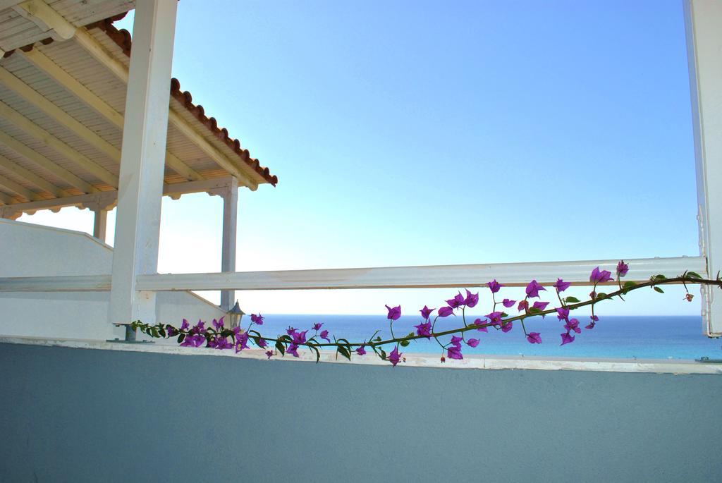 Dias Apartments Mola Kalyva Extérieur photo