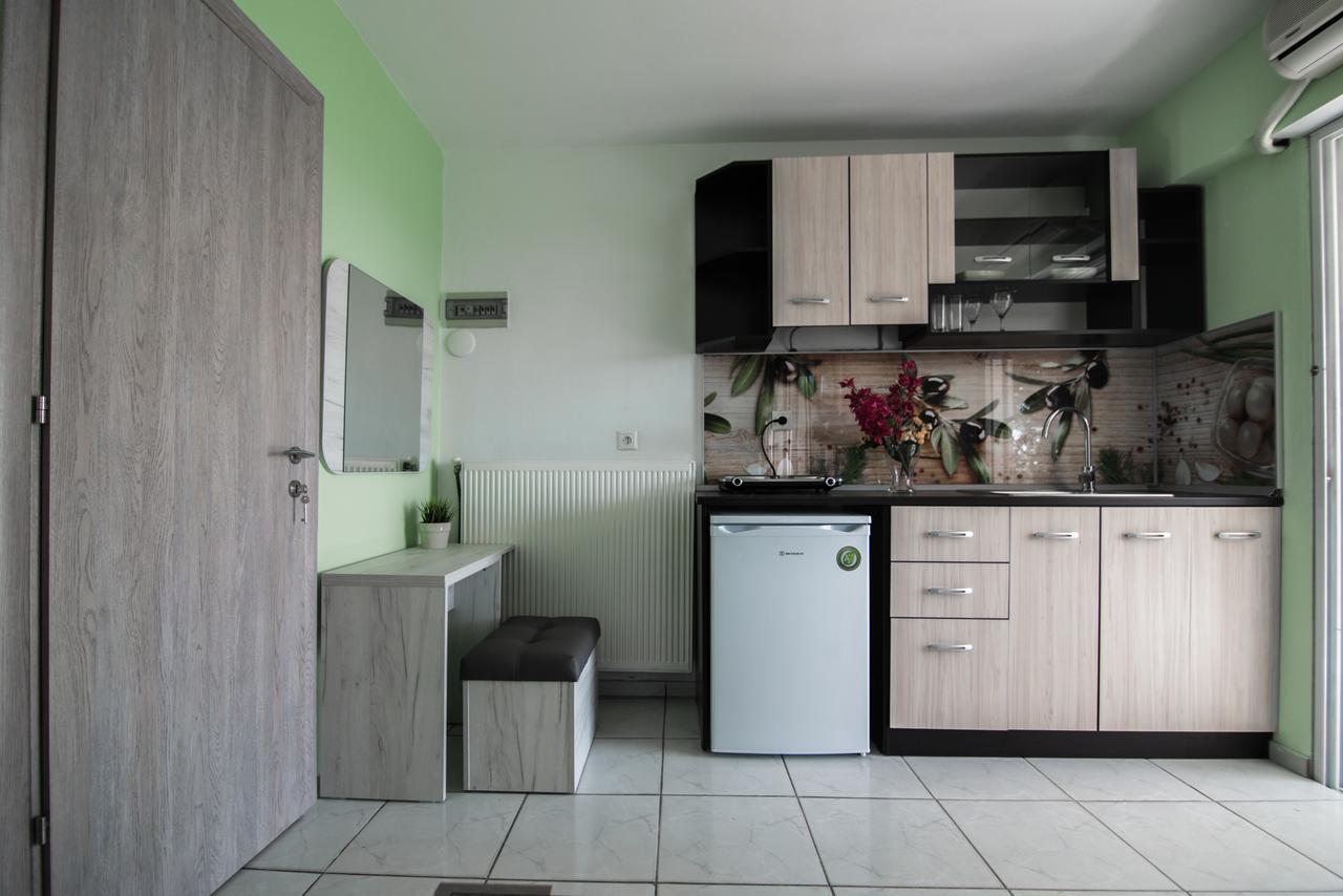 Dias Apartments Mola Kalyva Extérieur photo