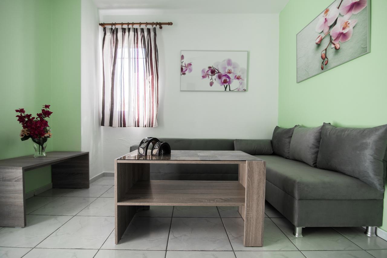 Dias Apartments Mola Kalyva Extérieur photo