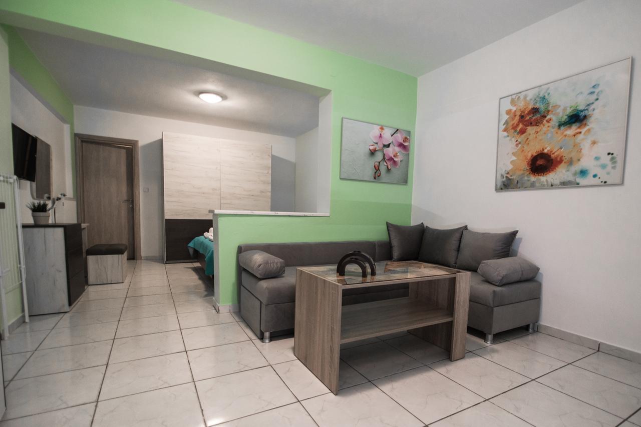 Dias Apartments Mola Kalyva Extérieur photo