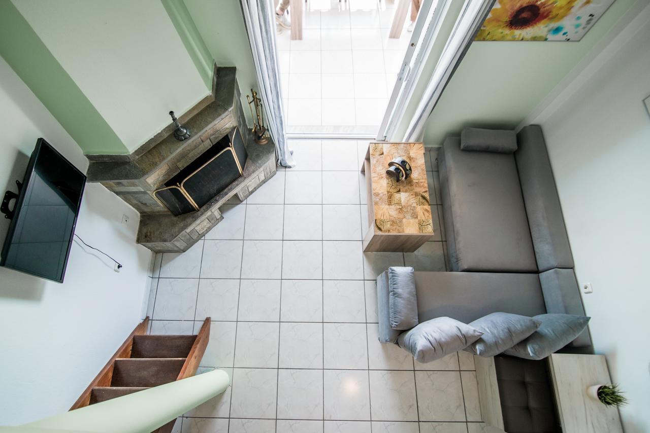 Dias Apartments Mola Kalyva Extérieur photo